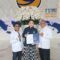Ketua DPP Pemenangan Pemilu Teritori Wilayah Bali, NTB dan NTT, Julie Sutrisno Laiskodat diapit Calon Bupati-Wakil Bupati Alor, Ima-Rey dalam satu sesi foto setelah menyerahkan rekomendasi. FOTO:ITM