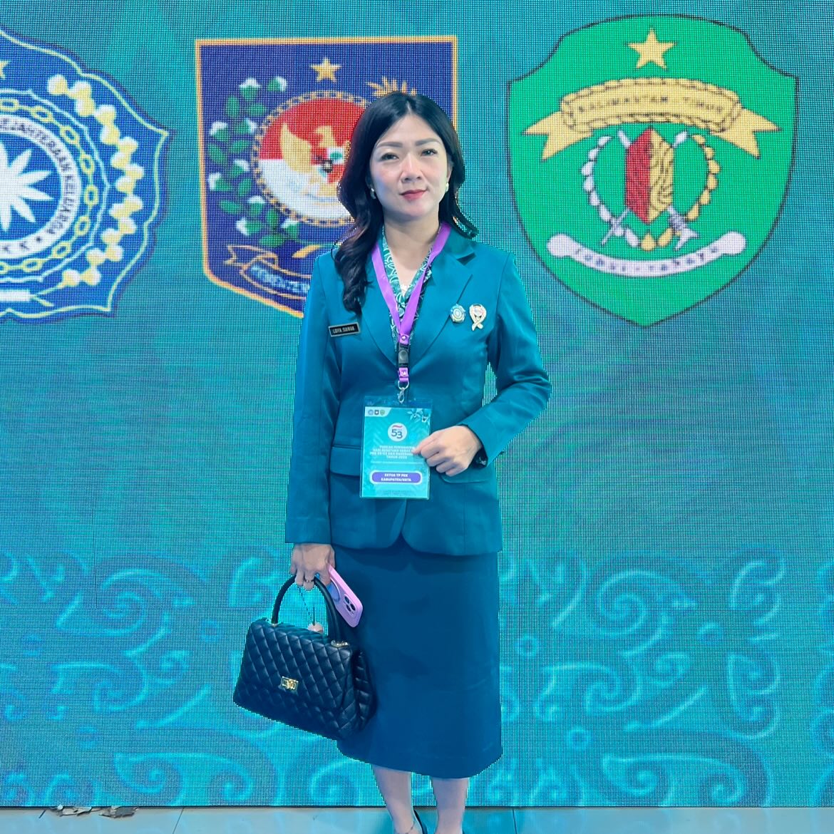 Tim Penggerak PKK Kabupaten Alor, Ny. Lidya Siawan Winaryo, ketika menghadiri Rapat Kerja Nasional X PKK di Plenary Hall Sempaja, Samarinda, Kalimantan Timur, Selasa (8/7/2025). Foto: Dok.TppkkAlor