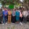Ketua Tim Penggerak PKK Kabupaten Alor, Ny. Lidya Siawan Winaryo bersama masyarakat di Desa Mataru Selatan, Kecamatan Mataru, Kabupaten Alor, Senin (30/6/2025). Foto: TimIR