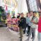 Aktivis IMP2 dan Dream News Alor saat tiba di Gedung DPRD Alor. FOTO:DOK